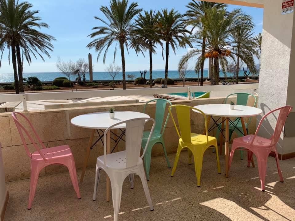 Gran oportunidad. Traspaso Restaurante Italiano. En primera línea de playa, zona El Arenal. 450 m²