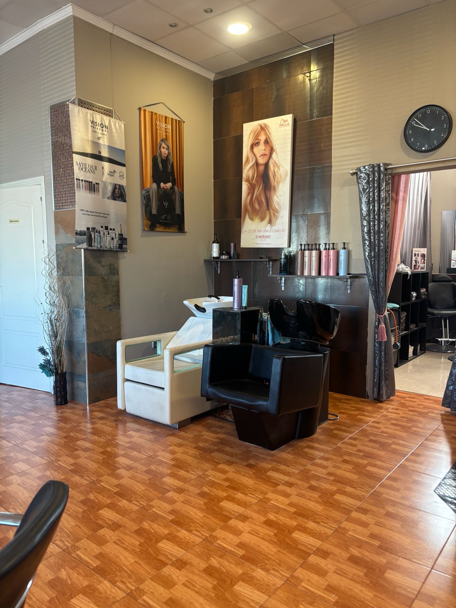 Hair and beauty salon in la zenia, orihuela costa for traspasso