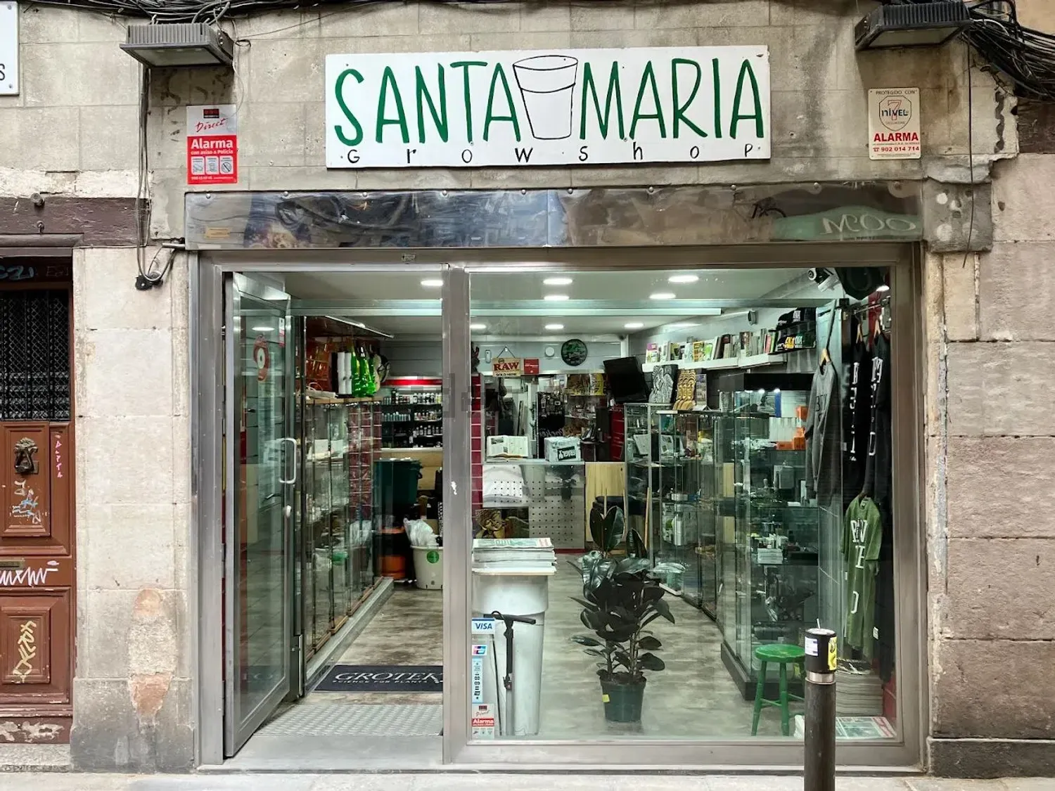 Growshop en traspaso en Calle dels Canvis Vells, 5